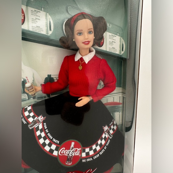 2000 Coca-Cola Barbie #2 #24637 - Picture 4 of 7